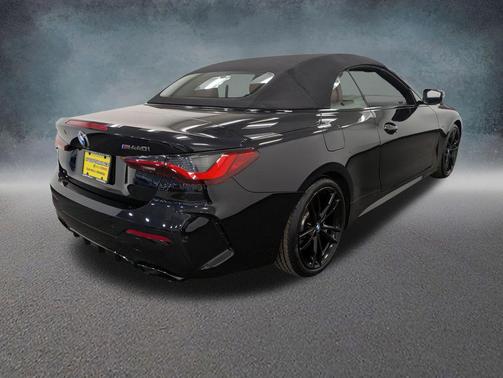 Black Sapphire Metallic 2021 BMW M440 i