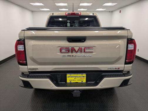 2023 GMC Canyon Base