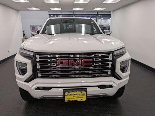 2024 GMC Canyon Denali