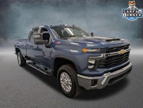 Lakeshore Blue Metallic 2026 Chevrolet Silverado 3500 LT