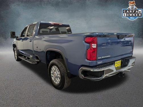 Lakeshore Blue Metallic 2026 Chevrolet Silverado 3500 LT