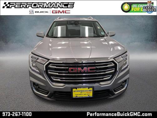 Sterling Metallic 2023 GMC Terrain SLT