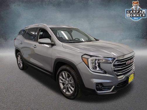 Sterling Metallic 2023 GMC Terrain SLT