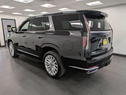2024 Cadillac Escalade Luxury