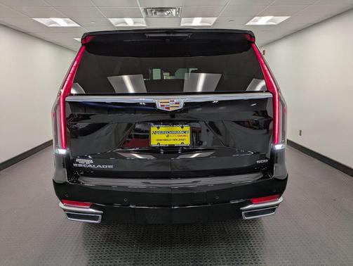 2024 Cadillac Escalade Luxury