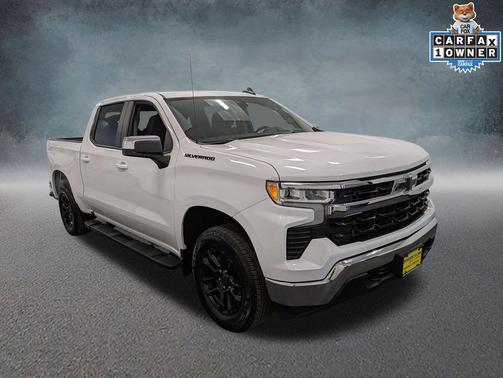 Summit White 2024 Chevrolet Silverado 1500 LT