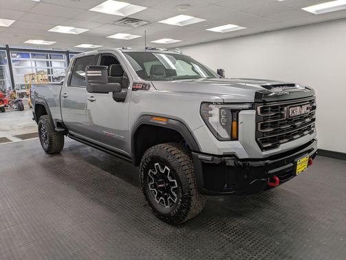 2025 GMC Sierra 2500 AT4X
