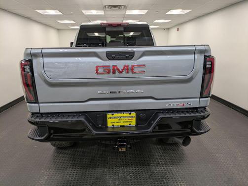 2025 GMC Sierra 2500 AT4X
