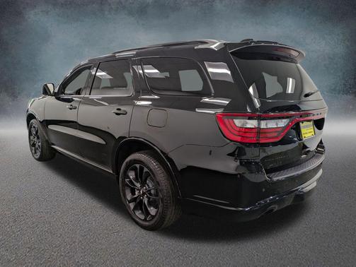 DB Black Clearcoat 2026 Dodge Durango GT Plus