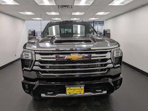 2024 Chevrolet Silverado 3500 High Country