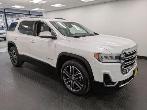 2023 GMC Acadia AWD SLT