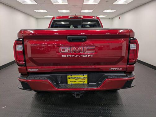 2024 GMC Canyon AT4