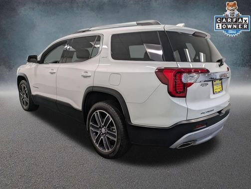 2023 GMC Acadia AWD SLT
