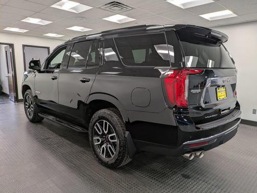 2024 GMC Yukon 4WD AT4