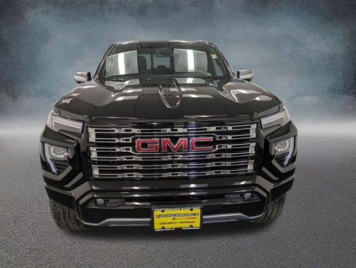 Onyx Black 2025 GMC Canyon Denali