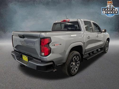 Sterling Gray Metallic 2024 Chevrolet Colorado LT