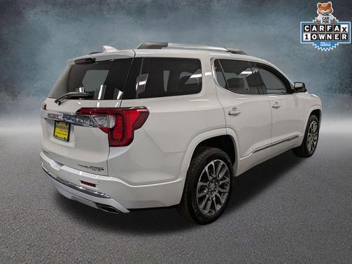 White Frost Tricoat 2023 GMC Acadia Denali