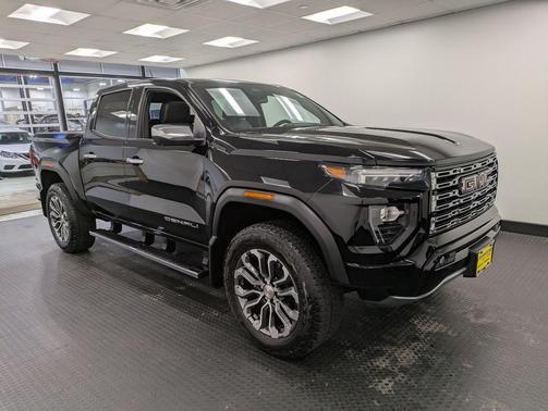 2024 GMC Canyon Denali