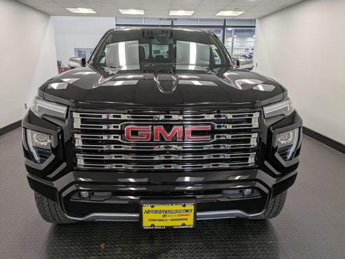 2024 GMC Canyon Denali