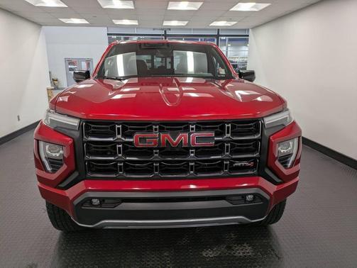 2023 GMC Canyon AT4