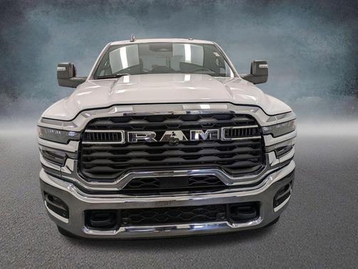 Bright White Clearcoat 2025 RAM 2500 Big Horn Crew Cab 4x4 6'4' Box