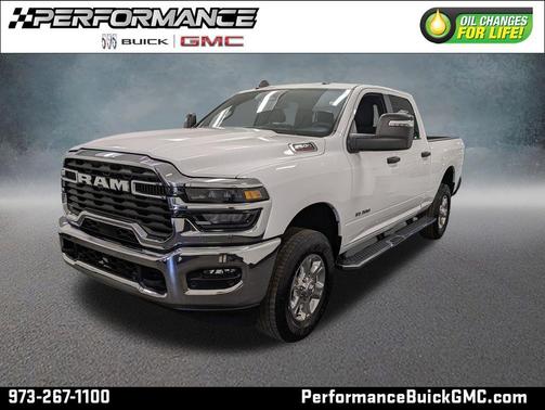 Bright White Clearcoat 2025 RAM 2500 Big Horn Crew Cab 4x4 6'4' Box