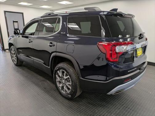 2022 GMC Acadia AWD SLE