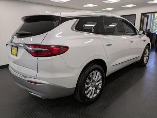 2021 Buick Enclave AWD Essence