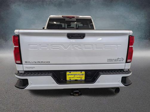 Pearl 2025 Chevrolet Silverado 2500 High Country