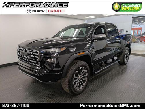 2023 GMC Canyon Denali