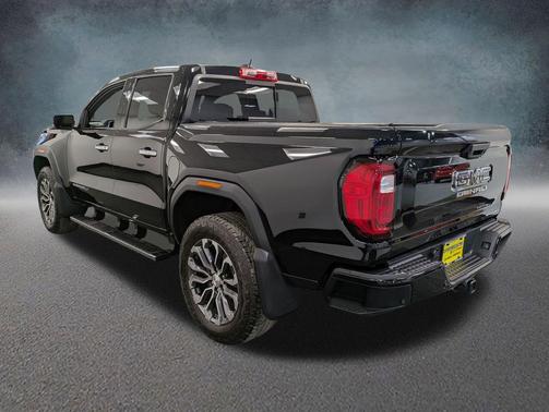 2023 GMC Canyon Denali