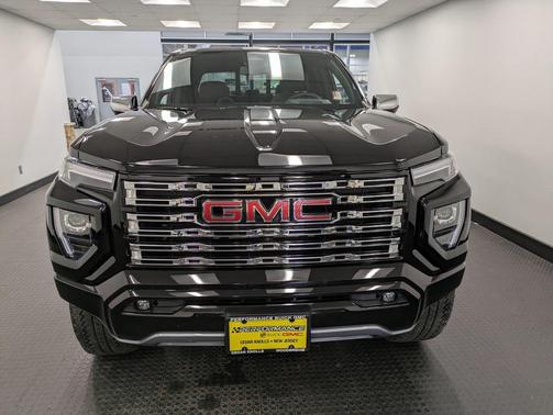 2024 GMC Canyon Denali