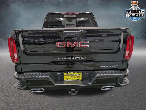 Onyx Black 2023 GMC Sierra 1500 Denali