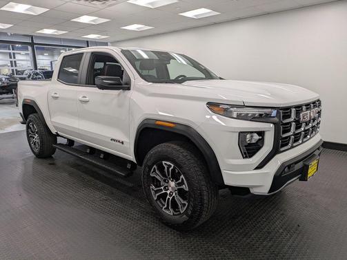 2024 GMC Canyon AT4