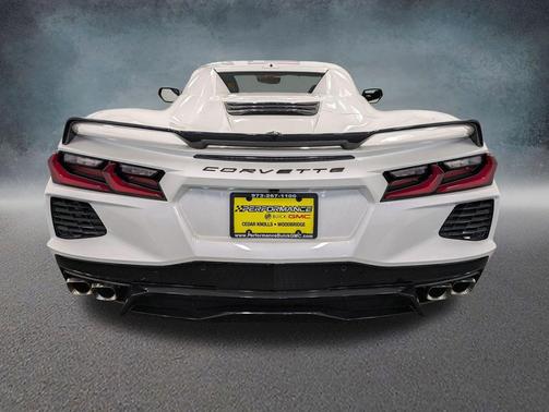 White Pearl Metallic 2023 Chevrolet Corvette Stingray w/3LT