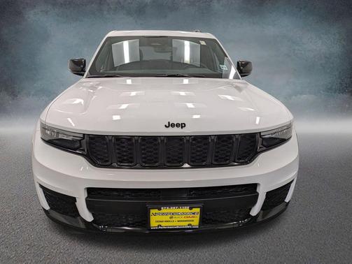 Bright White Clearcoat 2024 Jeep Grand Cherokee L Altitude