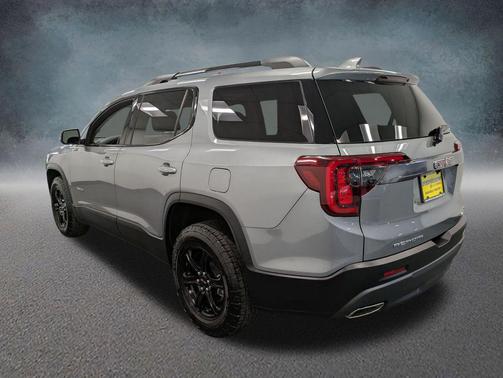 Sterling Metallic 2023 GMC Acadia AWD AT4