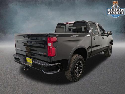 Black 2023 Chevrolet Silverado 1500 ZR2