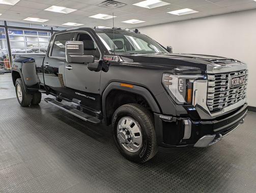 2024 GMC Sierra 3500 Denali