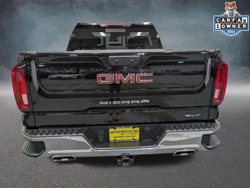 Onyx Black 2023 GMC Sierra 1500 SLT