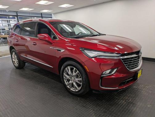 2023 Buick Enclave Essence AWD