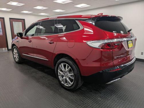 2023 Buick Enclave Essence AWD