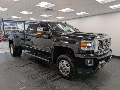 2017 GMC Sierra 3500 Denali