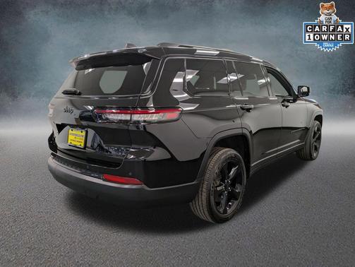 Diamond Black Crystal Pearlcoat 2024 Jeep Grand Cherokee L Altitude