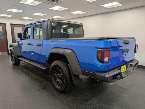 2024 Jeep Gladiator Sport