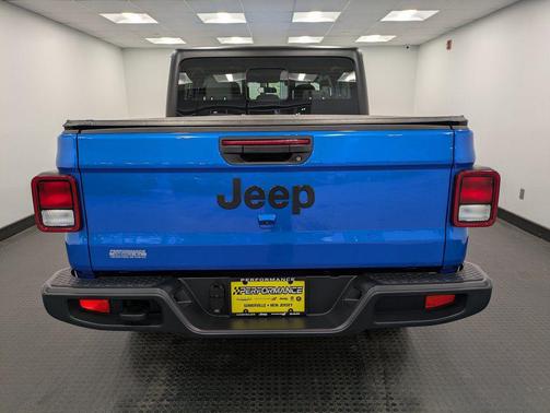 2024 Jeep Gladiator Sport