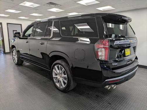 2024 Chevrolet Suburban 4WD High Country