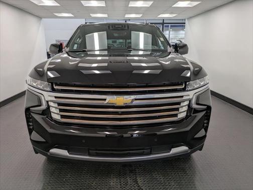 2024 Chevrolet Suburban 4WD High Country