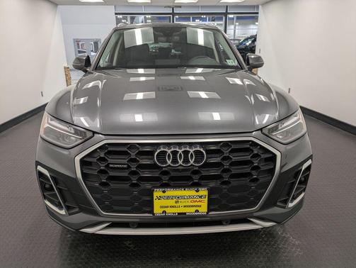 2022 Audi Q5 45 S line Premium Plus