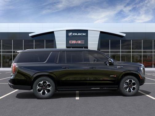 2025 GMC Yukon XL 4WD AT4